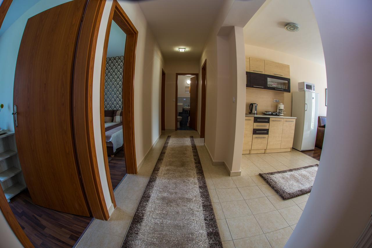 Aqua Line Apartmanhaz Hajdúszoboszló Exterior foto