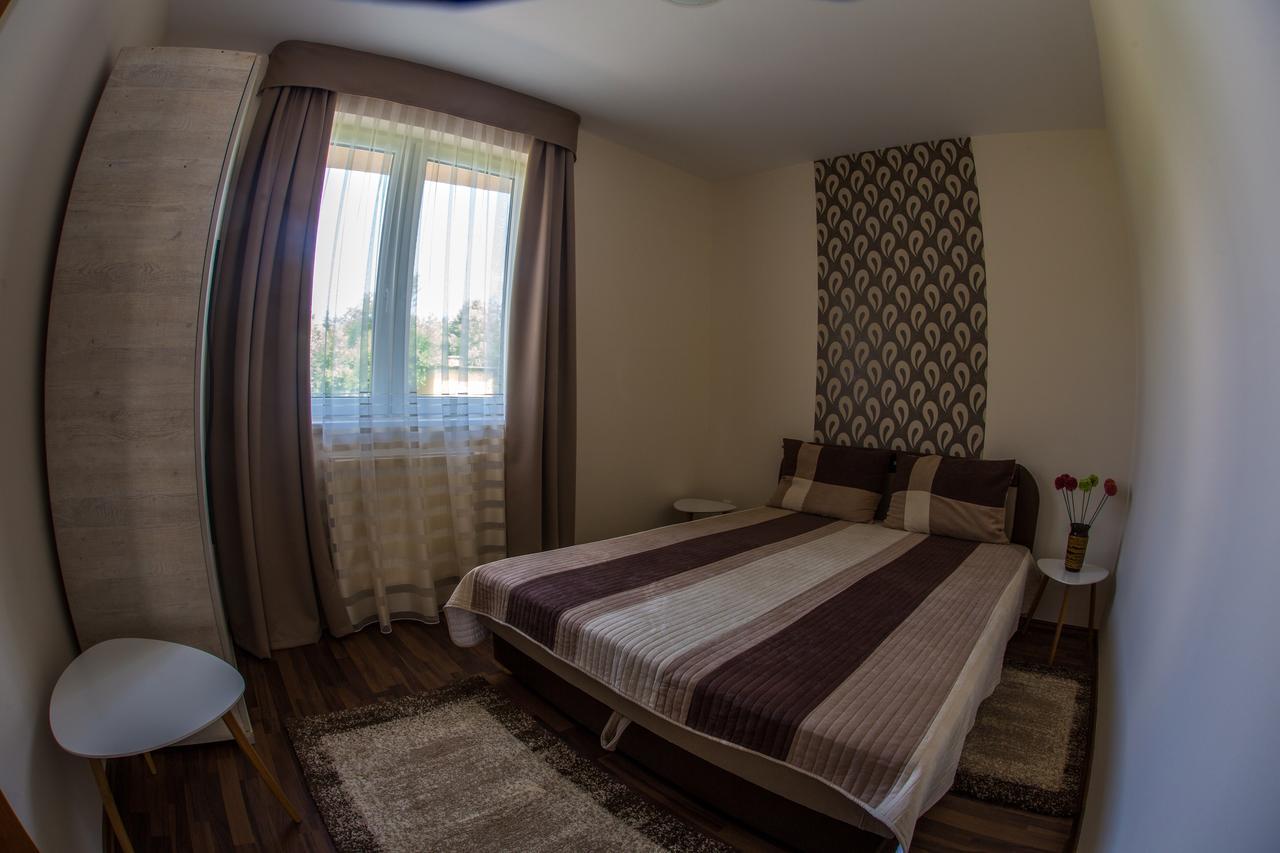 Aqua Line Apartmanhaz Hajdúszoboszló Exterior foto